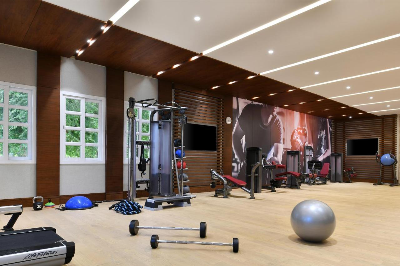 อัล เมสซิลา อะ ลักชัวรี คอลเลคชั่น รีสอร์ต แอนด์ สปา โดฮา Hotel ภายนอก รูปภาพ The gym at the hotel