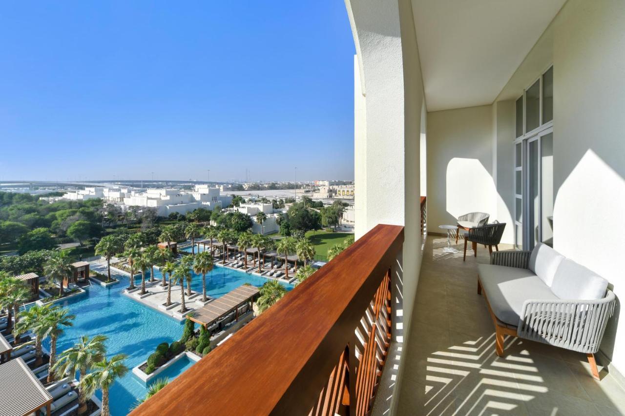 อัล เมสซิลา อะ ลักชัวรี คอลเลคชั่น รีสอร์ต แอนด์ สปา โดฮา Hotel ภายนอก รูปภาพ View from the balcony of a suite at the hotel