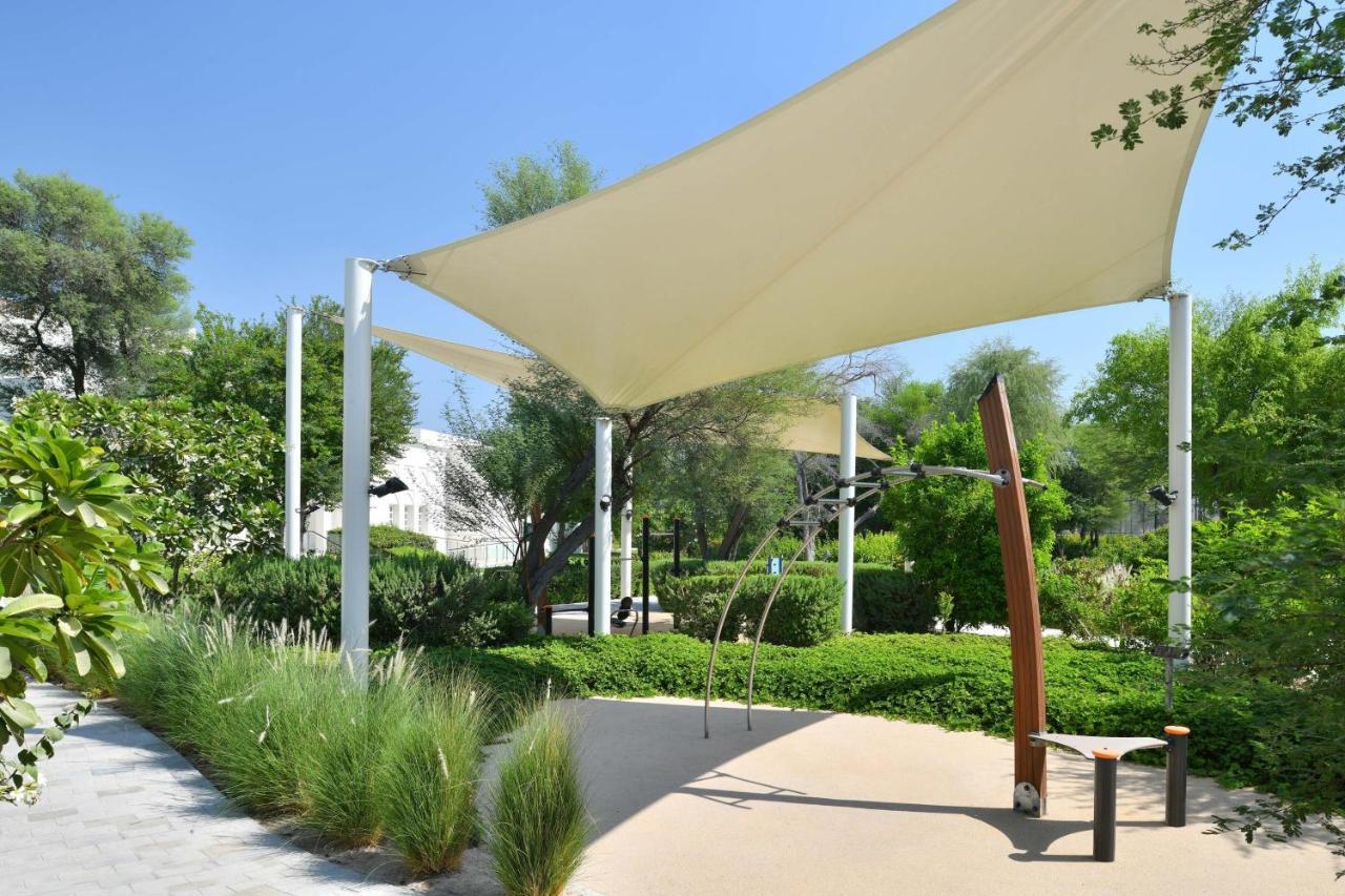อัล เมสซิลา อะ ลักชัวรี คอลเลคชั่น รีสอร์ต แอนด์ สปา โดฮา Hotel ภายนอก รูปภาพ Shade sail