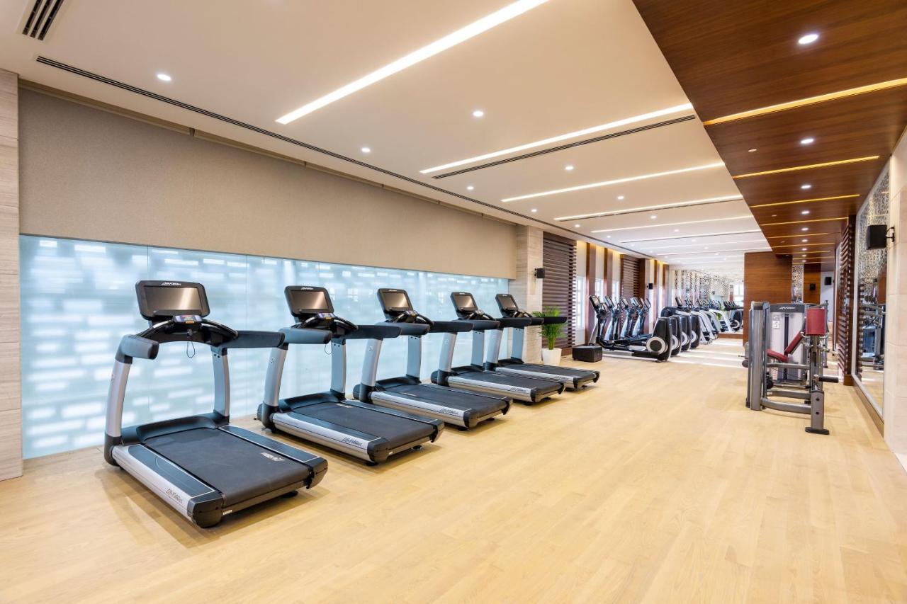 อัล เมสซิลา อะ ลักชัวรี คอลเลคชั่น รีสอร์ต แอนด์ สปา โดฮา Hotel ภายนอก รูปภาพ The gym at the hotel