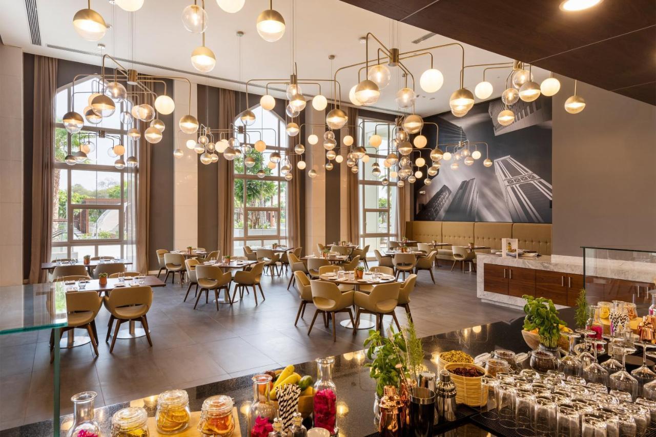 อัล เมสซิลา อะ ลักชัวรี คอลเลคชั่น รีสอร์ต แอนด์ สปา โดฮา Hotel ภายนอก รูปภาพ The restaurant