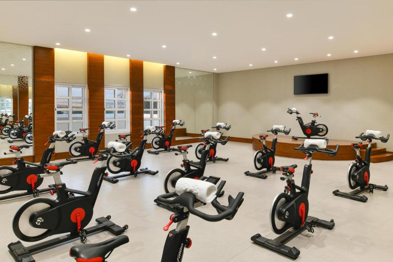 อัล เมสซิลา อะ ลักชัวรี คอลเลคชั่น รีสอร์ต แอนด์ สปา โดฮา Hotel ภายนอก รูปภาพ A spinning class at a hotel