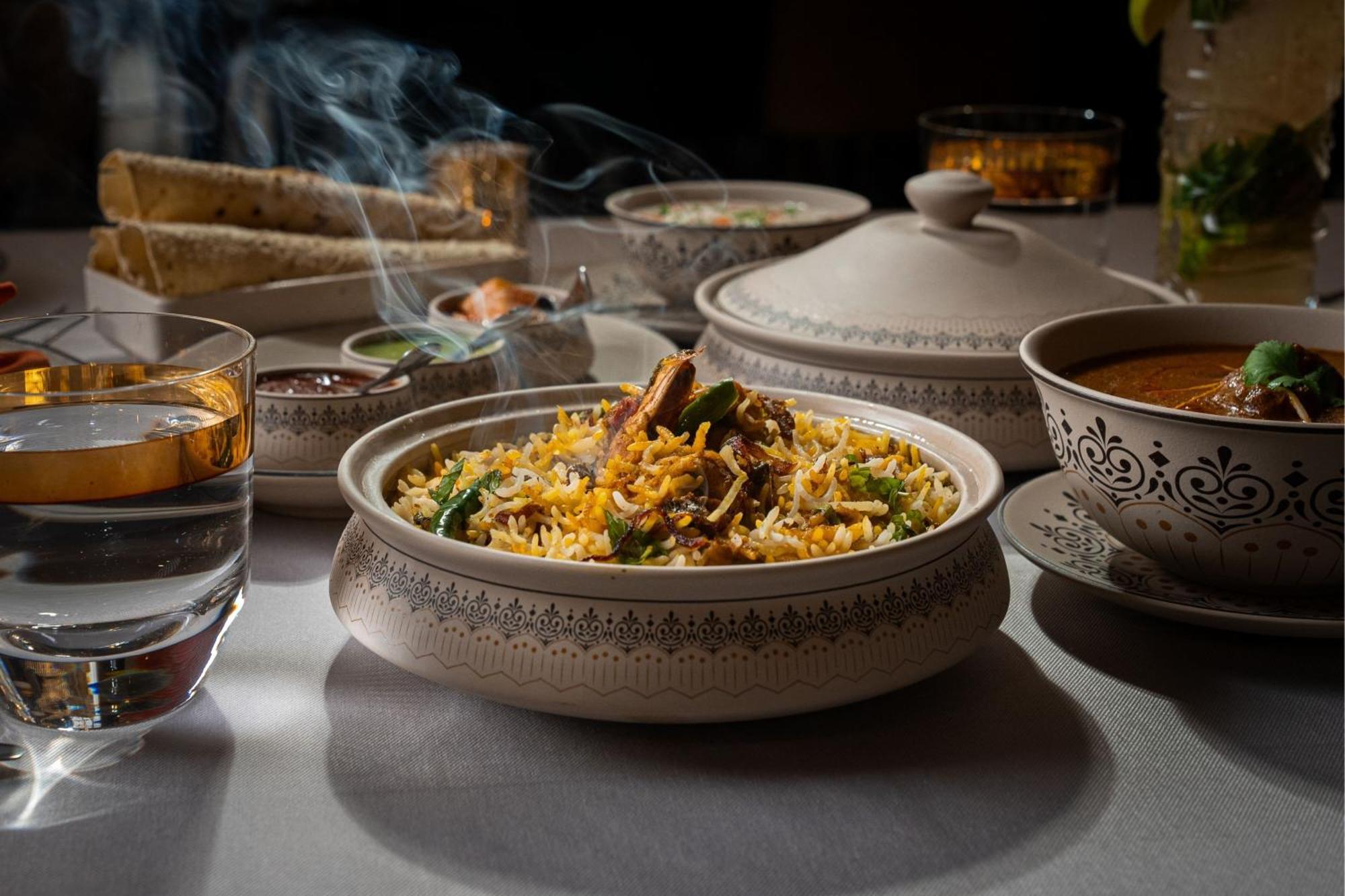อัล เมสซิลา อะ ลักชัวรี คอลเลคชั่น รีสอร์ต แอนด์ สปา โดฮา Hotel ภายนอก รูปภาพ Hyderabadi biryani